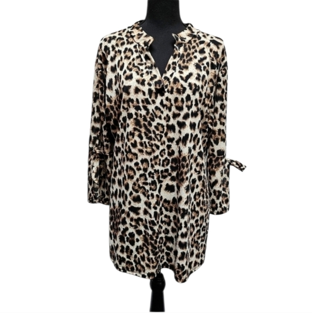 Lildy Split Sleeve Animal Print Pull Over Tunic 97% Polyester 3% Spandex Sz L/XL